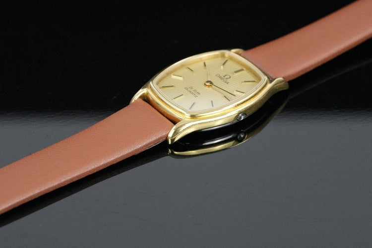Montre De Ville "Tonneau" 591.0135.1 58 Facettes TOT-01838