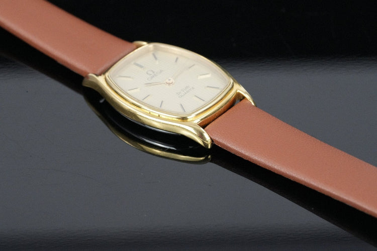 Montre De Ville "Tonneau" 591.0135.1 58 Facettes TOT-01838