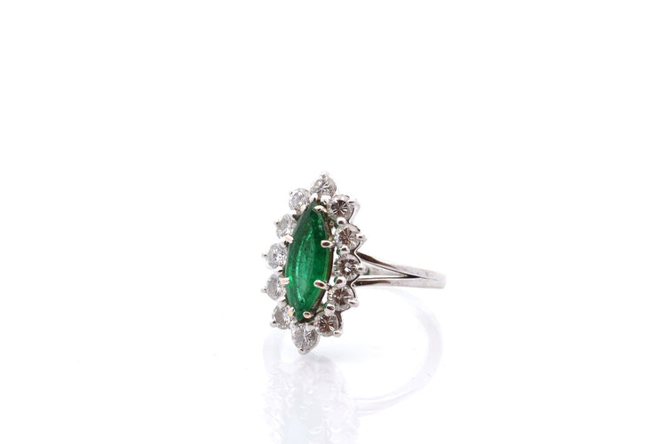 Bague 51 Bague vintage émeraude et diamants en or 18k et platine 58 Facettes 27832dv