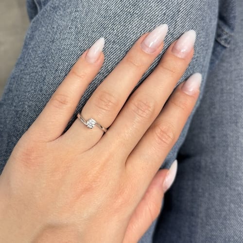 Bague 50 Chimento - Bague solitaire contrarié en or blanc 18 ct et diamant 0,29 ct 58 Facettes 17757
