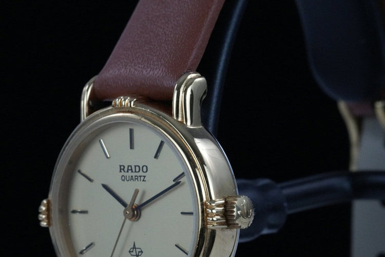 Montre Rado Quartz - Montre femme plaqué or 58 Facettes TOT-01835