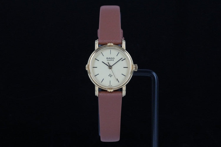 Montre Rado Quartz - Montre femme plaqué or 58 Facettes TOT-01835