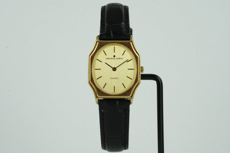 Montre Universal Genève - Montre Quartz 542 254 plaquée or 58 Facettes TOT-01851