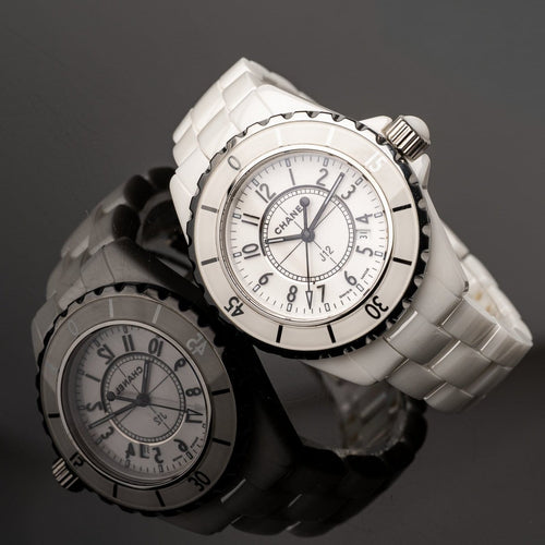 Montre Chanel J12 Limited Edition - Montre en céramique blanche 58 Facettes TOT-02234