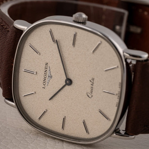 Montre Longines TV Quartz - Montre en acier référence 960 6182 58 Facettes TOT-02401