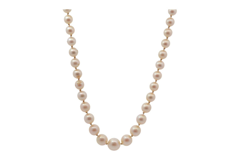 Collier Collier en or 18k et perles de culture 58 Facettes 27736