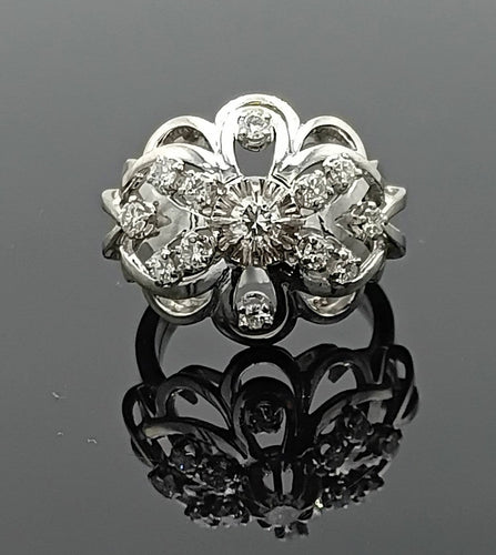 52 Bague bombée vintage en or 18K, platine et diamants 58 Facettes AX/713/00/B