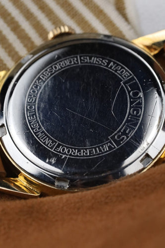 https://cdn.zyrosite.com/cdn-ecommerce/store_01KGJVKRYZNW9H94RTEF4EV647/assets/cdbb94e8-6c97-4645-993d-9c619f178cfd.jpg