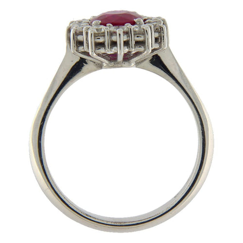 https://www.gioielleriaguidetti.it/wp-content/uploads/2026/08/G4018_c_anello-rubino-contorno-brillanti_mofidicata.jpg