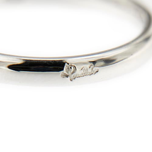 https://ledial.it/app/uploads/2026/09/36159-anello-oro-bianco-fede-lucciola-diamante-Pomellato_07.jpg
