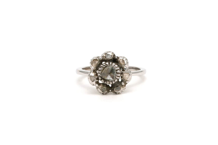 Bague 46 Napoléon III - Bague en or blanc, argent et diamants taille rose 58 Facettes B510