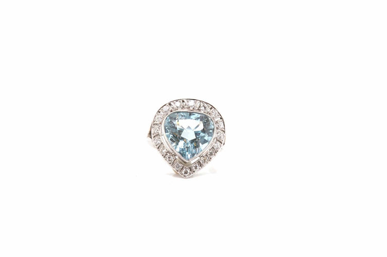 Bague 52 Bague aigue-marine et diamants en platine 58 Facettes 24749