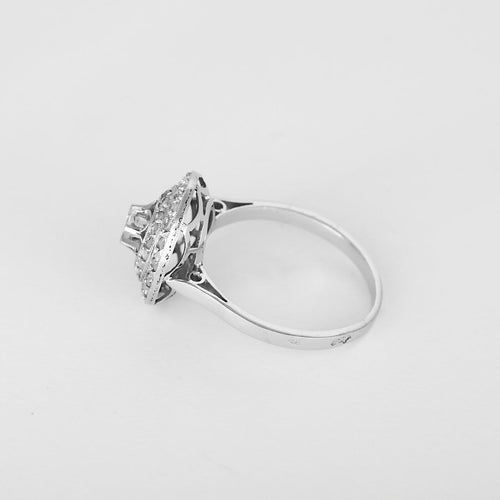 Bague 54 Bague en platine et or blanc avec diamants 58 Facettes B260411