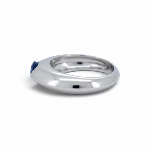 https://cdn.shopify.com/s/files/1/1015/8633/8124/files/antique-jewelry-finds-piaget-biseau-gold-sapphire-ring.png?v=1788853829