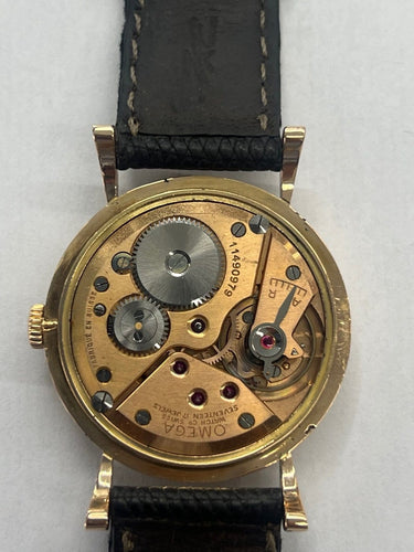 Montre Omega Vintage - Montre 33 mm en or rose 18 carats 58 Facettes 2147