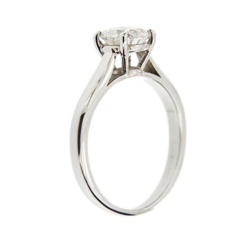 https://ledial.it/app/uploads/2023/12/34732-anello-oro-solitario-diamanti-10.jpg