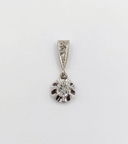 Pendentif Pendentif antique en or blanc 18K, platine et diamants 58 Facettes A07751