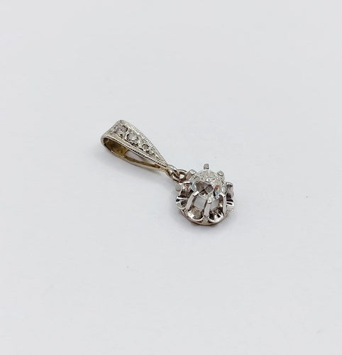 Pendentif Pendentif antique en or blanc 18K, platine et diamants 58 Facettes A07751