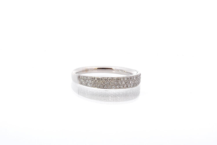 Bague 54 Bague diamants en or blanc 18 carats 58 Facettes 25589