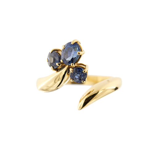 https://ledial.it/app/uploads/2024/02/34048-anello-oro-zaffiro-4.jpg