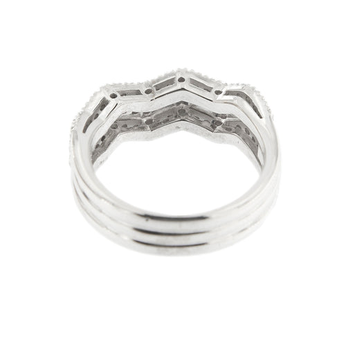 https://ledial.it/app/uploads/2024/02/11598-anello-oro-riviere-diamanti-zig-zag-10.jpg