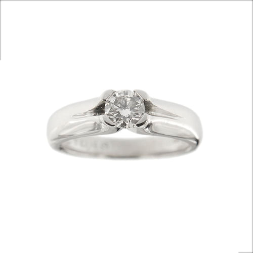 https://ledial.it/app/uploads/2024/03/30874-anello-platino-diamanti-solitario-4.jpg