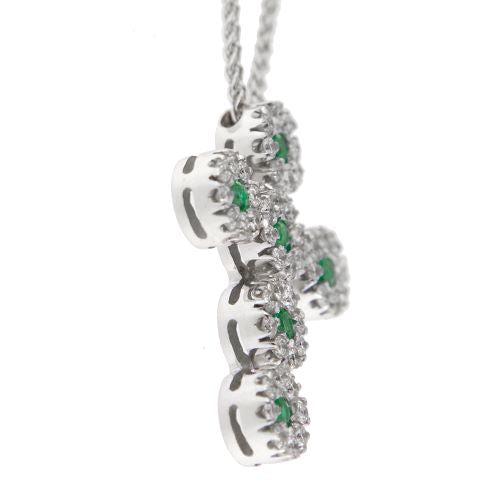 https://ledial.it/app/uploads/2022/07/25439-collana-ciondolo-oro-bianco-croce-diamanti-smeraldo-5.jpg