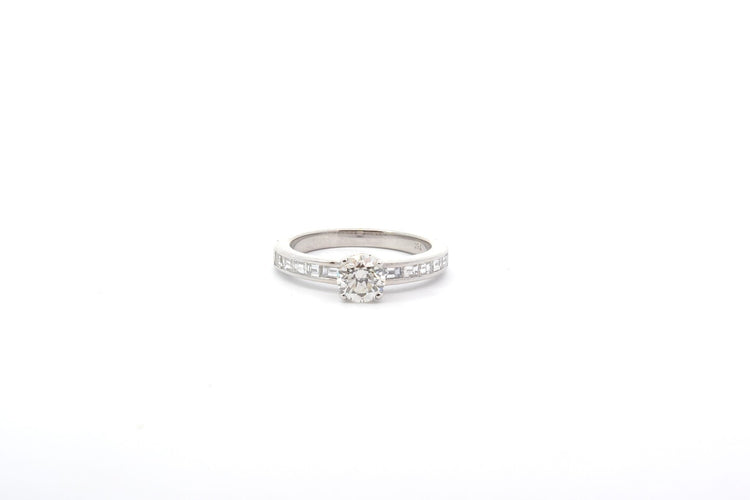 Bague 50 Solitaire - Bague en or blanc 18k avec diamants 58 Facettes 26222