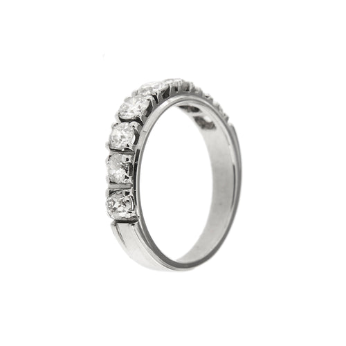 https://ledial.it/app/uploads/2024/06/25585-anello-oro-riviere-diamanti-11.jpg
