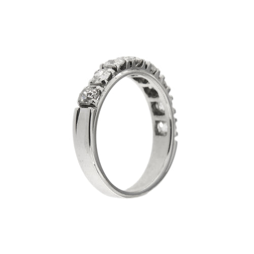 https://ledial.it/app/uploads/2024/06/25585-anello-oro-riviere-diamanti-12.jpg