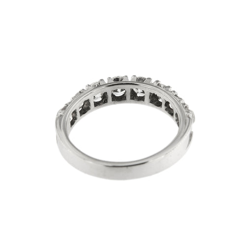 https://ledial.it/app/uploads/2024/06/25585-anello-oro-riviere-diamanti-13.jpg