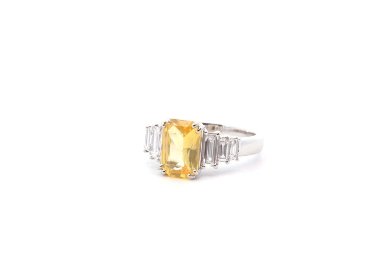 Bague 50 Bague saphir jaune 2 ct et diamants en platine 58 Facettes 26305-26315