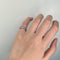 Ring 47 Halber Ewigkeitsring aus Platin und Diamanten im Prinzessschliff 58 Facettes 240214R