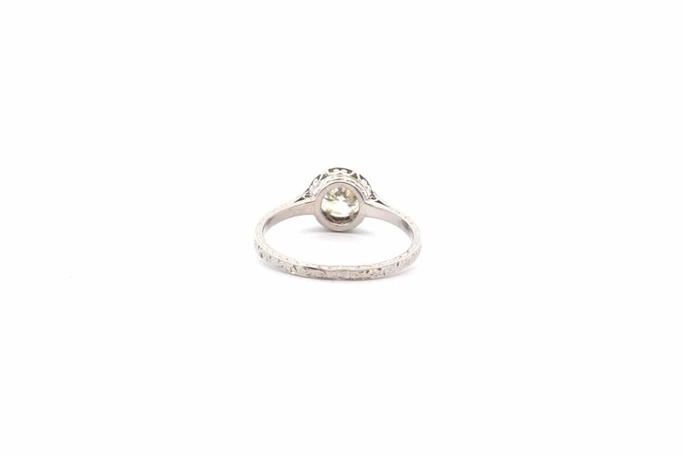 Bague 53.5 Bague vintage en platine sertie d’un diamant 58 Facettes 26382-25885