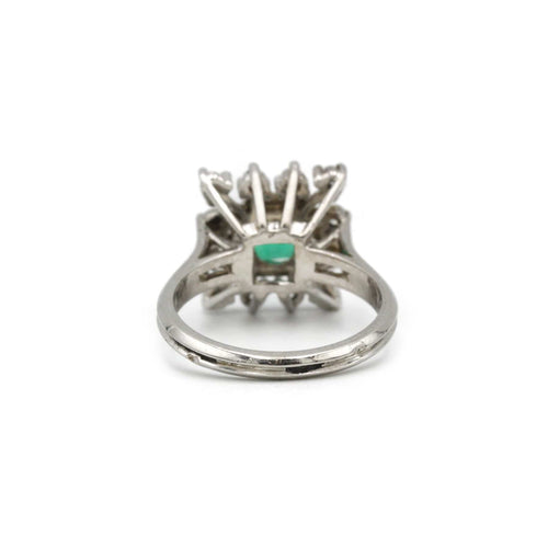 Ring 54 White gold ring, emerald and diamonds 58 Facettes 230116R