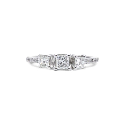 Bague 53.5 Bague trilogie en or blanc et diamants 58 Facettes 220012R