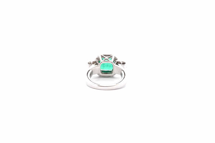 Bague 47 Bague vintage en or blanc 18k et platine, émeraude et diamants 58 Facettes 26359B-25909