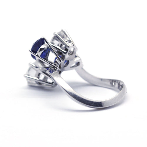 Bague 51 Bague cocktail en or blanc, saphirs et diamants 58 Facettes 220588R