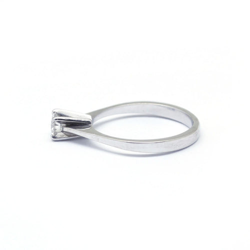Bague 50 Solitaire - Bague en or blanc et diamant 0,30 ct 58 Facettes 150151R
