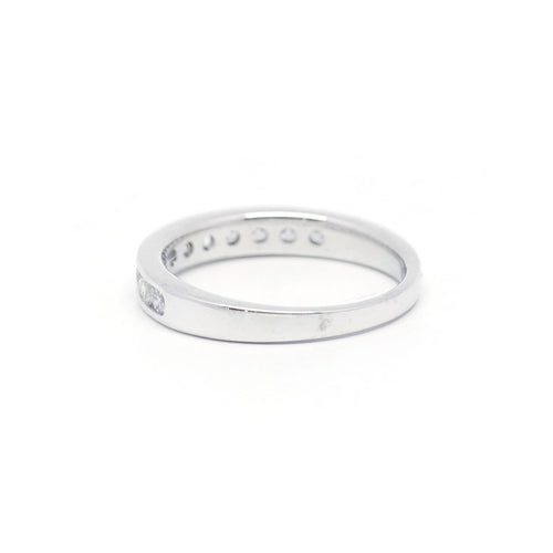 Bague 46 Demi-alliance en platine et diamants 58 Facettes 180076R