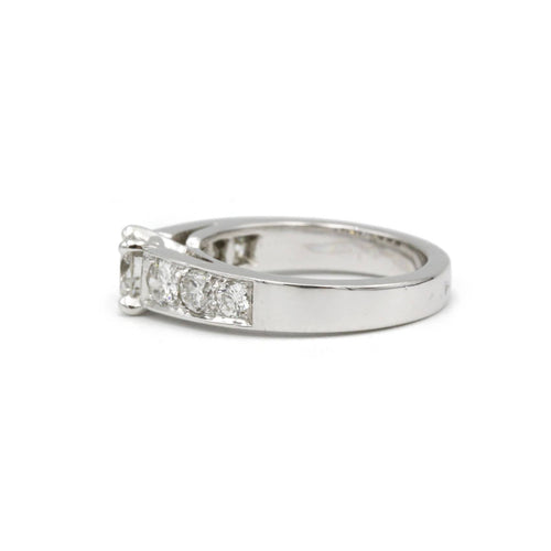 Bague 50 Bague solitaire en platine et diamants 58 Facettes 220504R