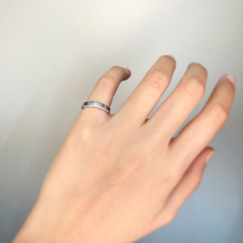 Bague 49 Tiffany & Co - Alliance Notes en platine 58 Facettes 150233R