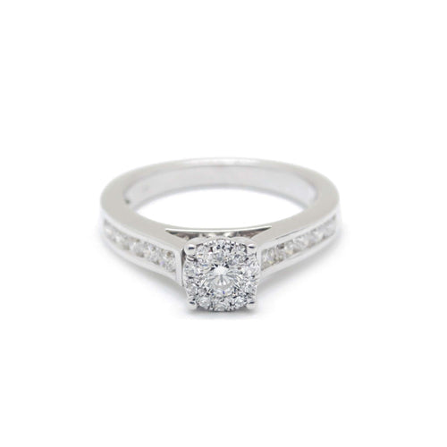 Bague 52 Bague en or blanc et diamants 58 Facettes 220536R