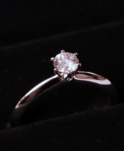 Anello 47.5 Tiffany & Co - Anello Solitario in platino e diamante 58 Facettes Tiffany setting 0.27