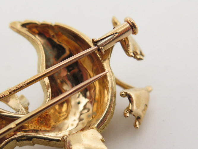 Brosche Boucheron - Entenbrosche aus 18 Karat Gelbgold, Türkis und Diamanten 58 Facettes 276293