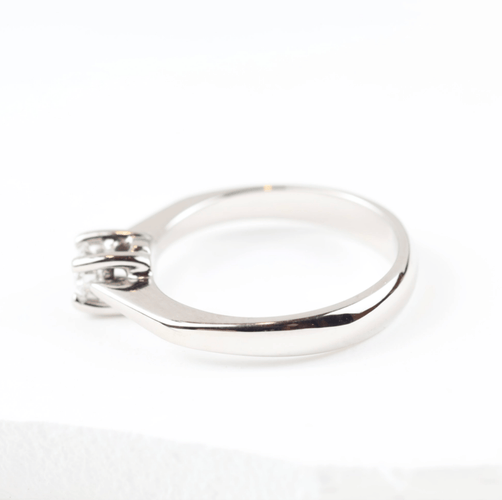 Ring 52 Ring Solitaire in white gold and 0.22 ct diamond 58 Facettes 159/24SL