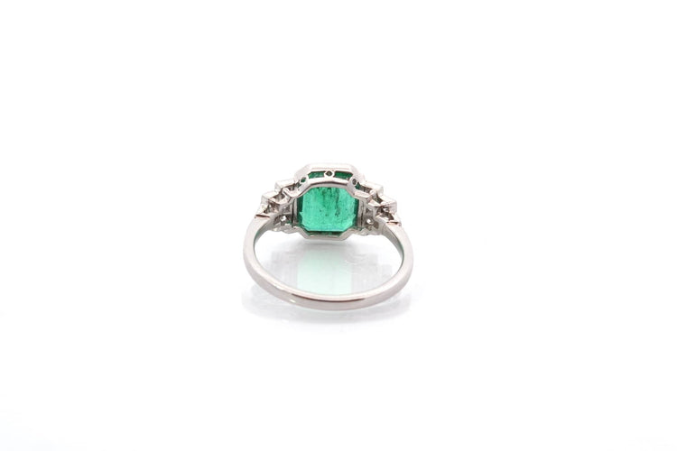 Bague 55 Bague vintage en platine avec émeraude 2,65 ct et diamants 58 Facettes 26487-26573