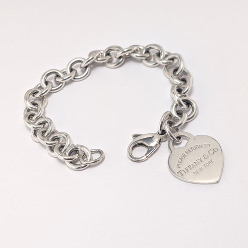 https://18carats.fr/wp-content/uploads/2026/07/37989-38400-Bracelet-Tiffany-Co-en-Srebro-scaled.jpg