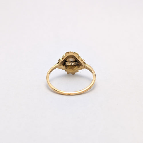 https://18carats.fr/wp-content/uploads/2026/07/38009-38309-Bague-en-or-jaune-et-perle-scaled.jpg