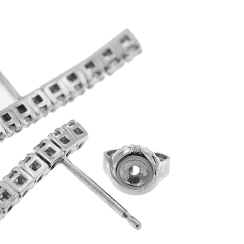 Boucles d'oreilles Boucles d’oreilles pendantes en or blanc 18 ct et diamants 58 Facettes 35094